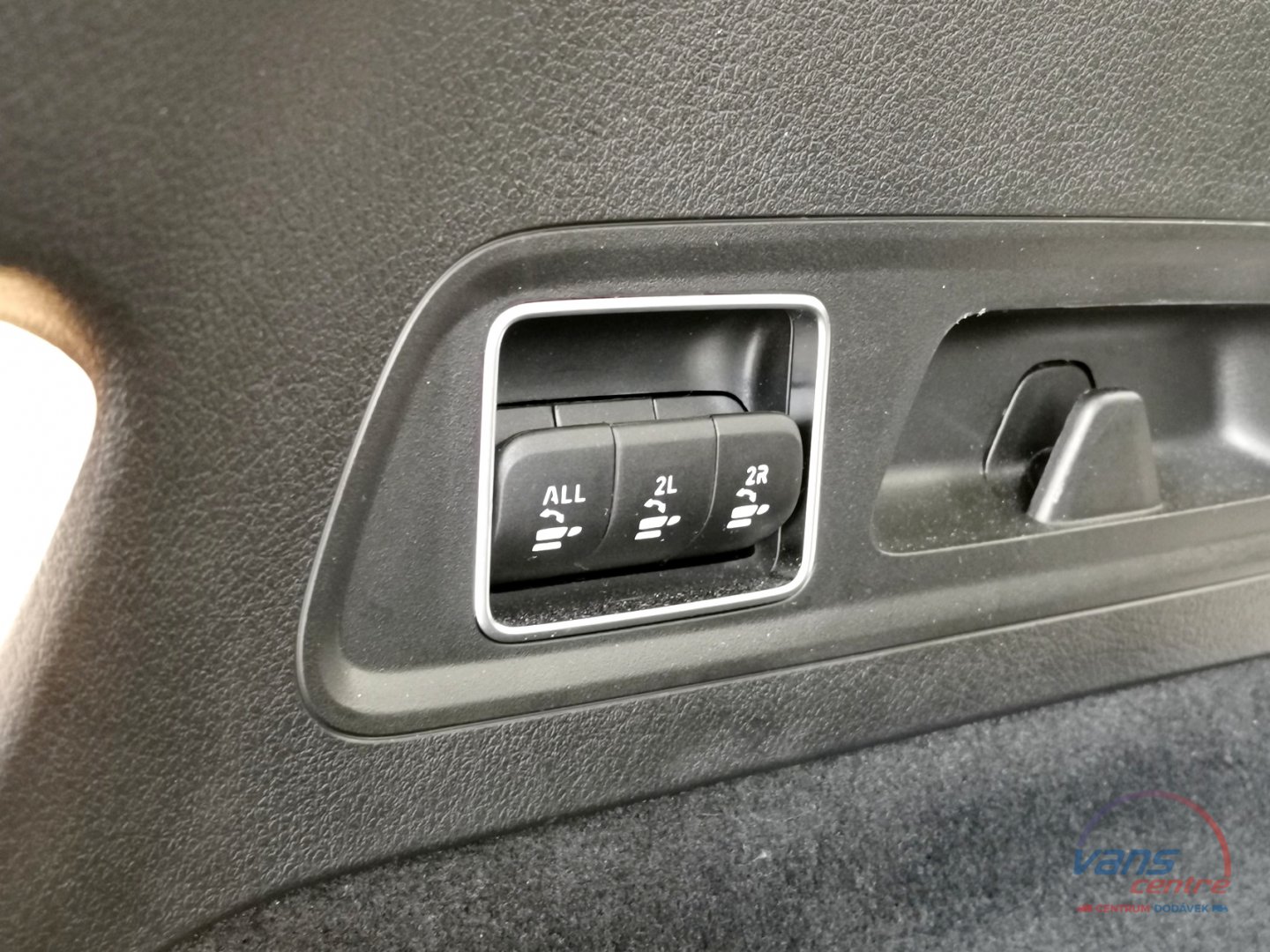 Mercedes-Benz GLS 580 4MATIC/ AMG/ 7 MÍST/ HUD/ TAŽNÉ