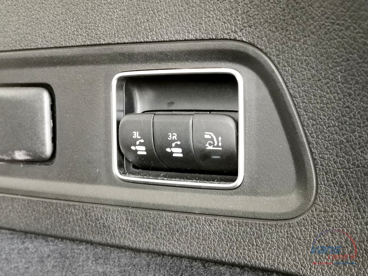 Mercedes-Benz GLS 580 4MATIC/ AMG/ 7 MÍST/ HUD/ TAŽNÉ