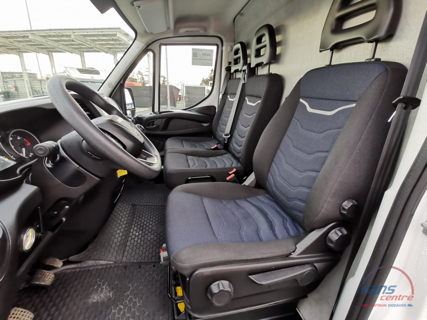 Iveco DAILY 35S18 MAXI XL/CHLADÍ/TOPÍ/ TISK/ MĚCHY/ ČR 