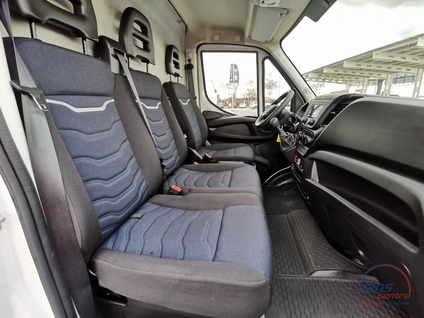 Iveco DAILY 35S18 MAXI XL/CHLADÍ/TOPÍ/ TISK/ MĚCHY/ ČR 