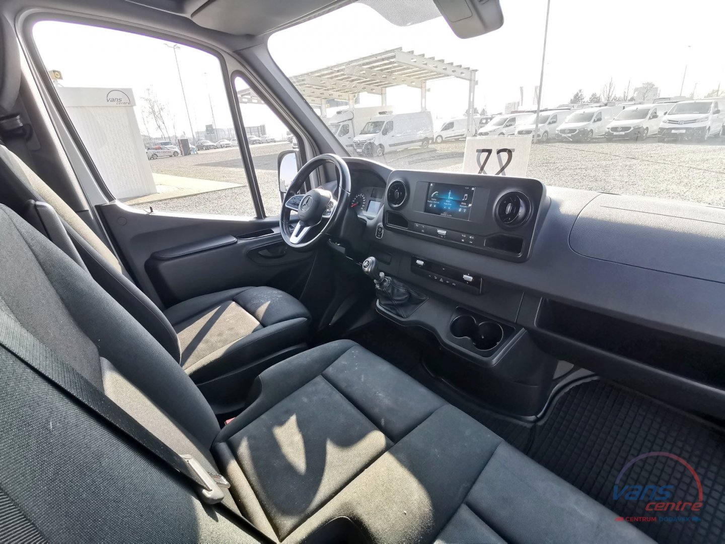 Ford TRANSIT CONNECT 1.6TDCI/70KW KLIMA/ 1.MAJ./ ČR