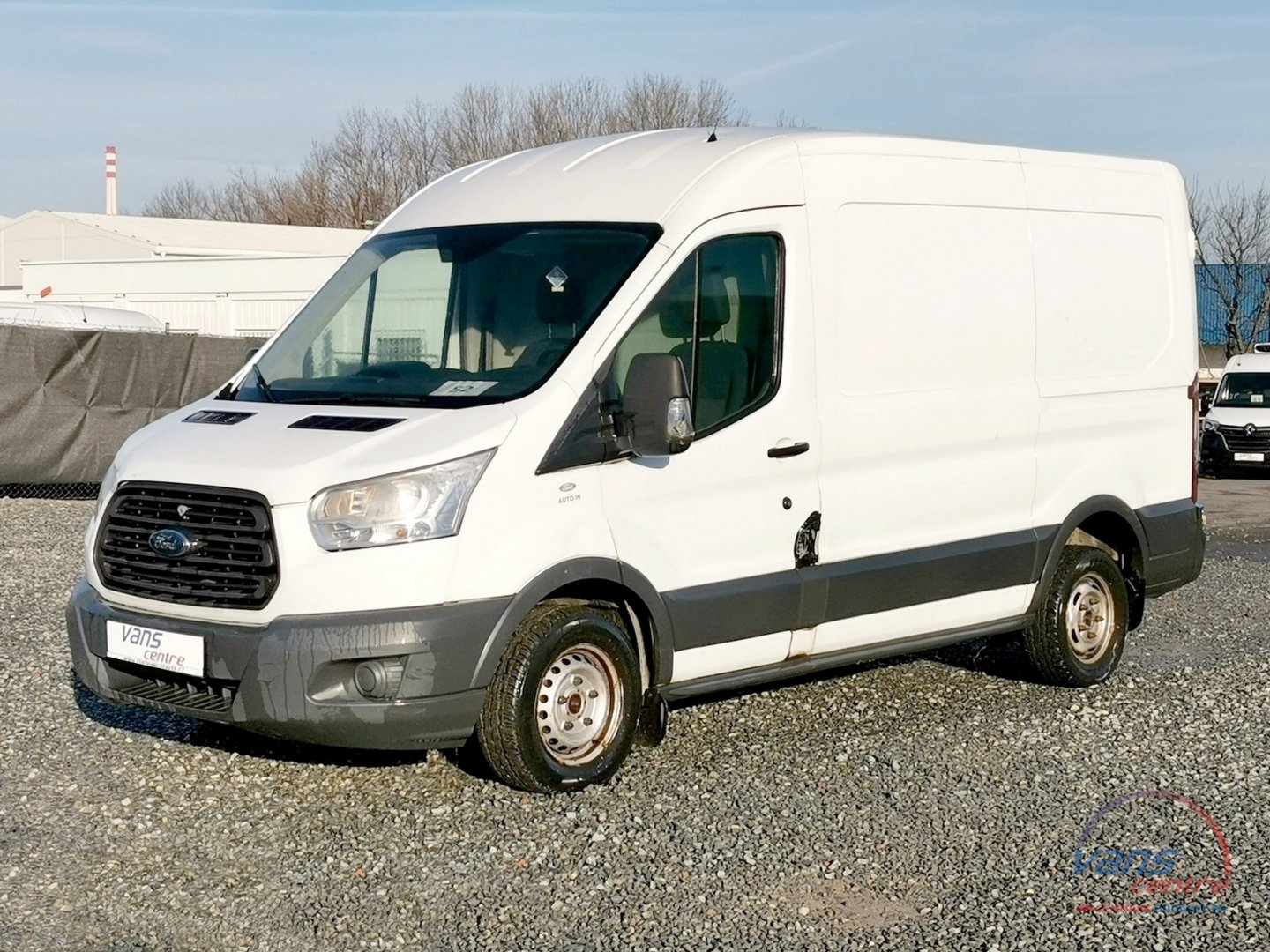 Volkswagen CRAFTER 2.0TDI VALNÍK 3,5M/ 7 MÍST/ TAŽNÉ/ 1.MAJITEL 