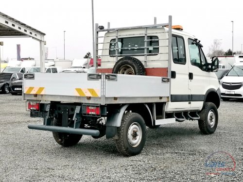 Iveco DAILY 55S17W 4X4/ VALNÍK 2,1M/ 7 MÍST/ TAŽNÉ  