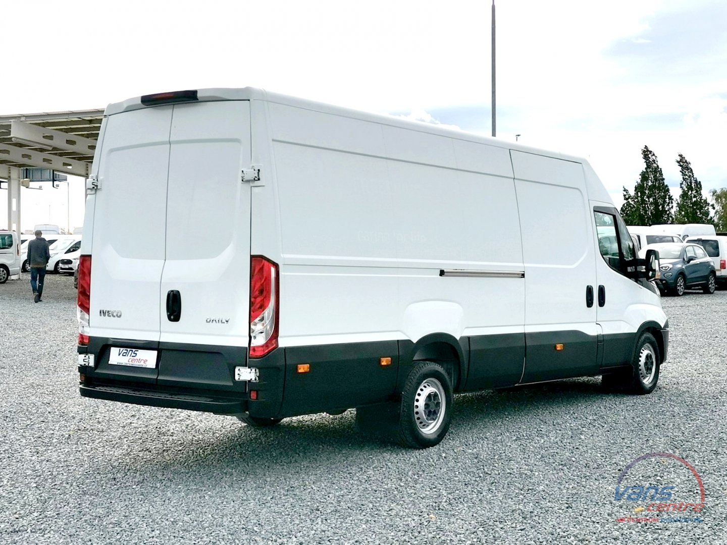 Iveco DAILY 50C15 MRAZÁK/ 220V/ H.ČELO/ DO 3,5T