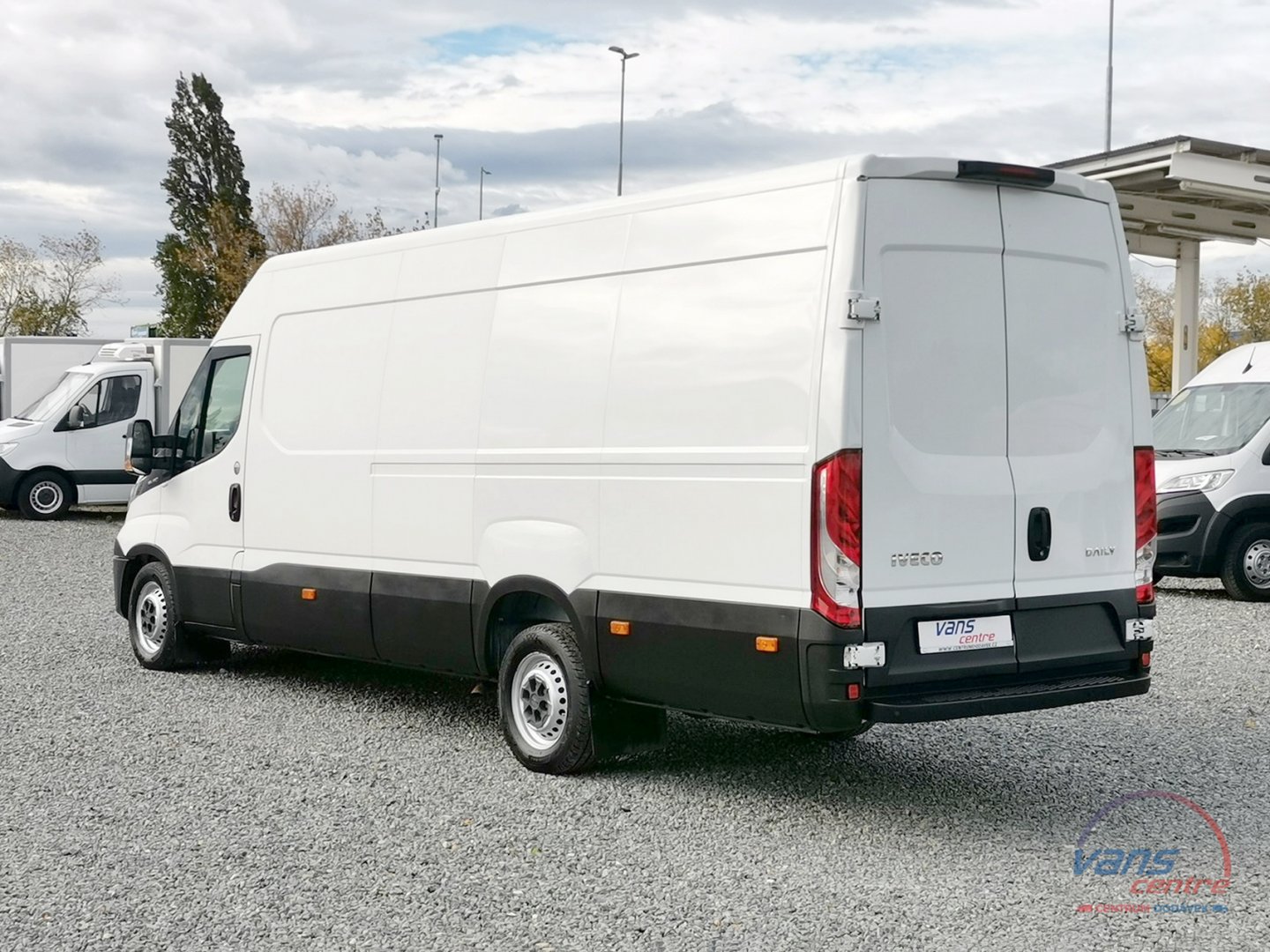 Iveco DAILY 50C15 MRAZÁK/ 220V/ H.ČELO/ DO 3,5T