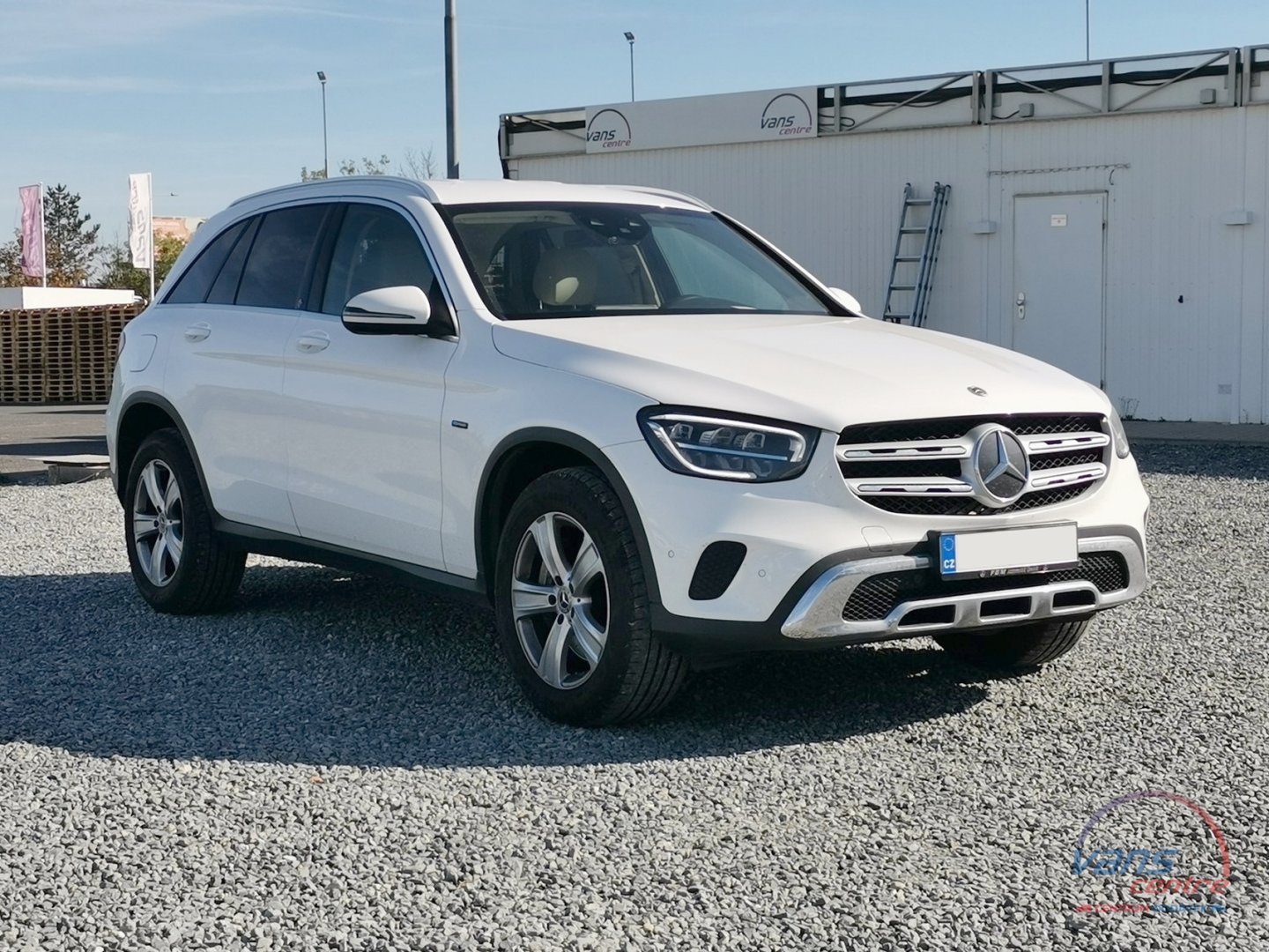 Mercedes-Benz GLC 300E 4MATIC 155KW/ NAVI/ KAMERA/ LED