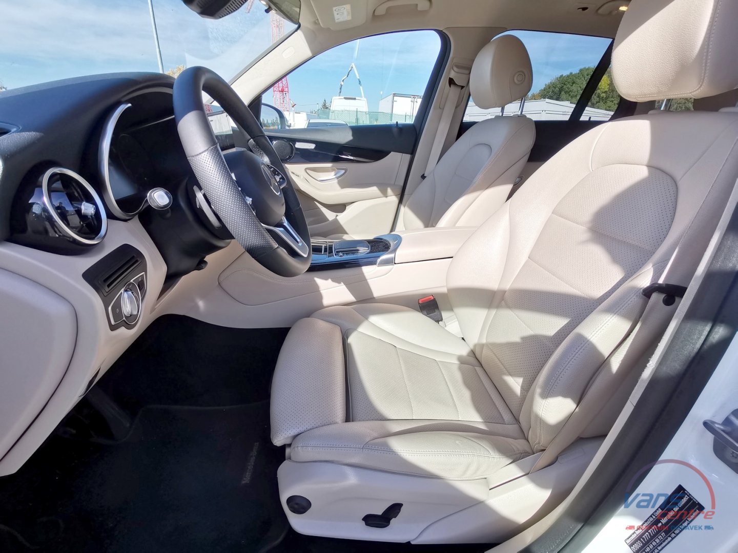 Mercedes-Benz GLC 300E 4MATIC 155KW/ NAVI/ KAMERA/ LED