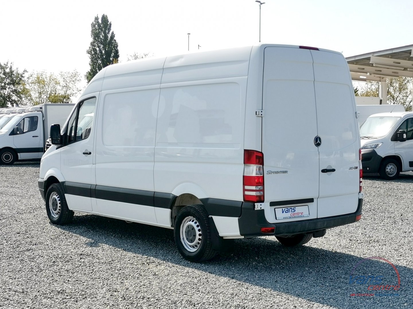 Iveco DAILY 35S17 HI-MATIC/ SHRNOVACÍ 8 PALET/ MĚCHY/ H.ČELO