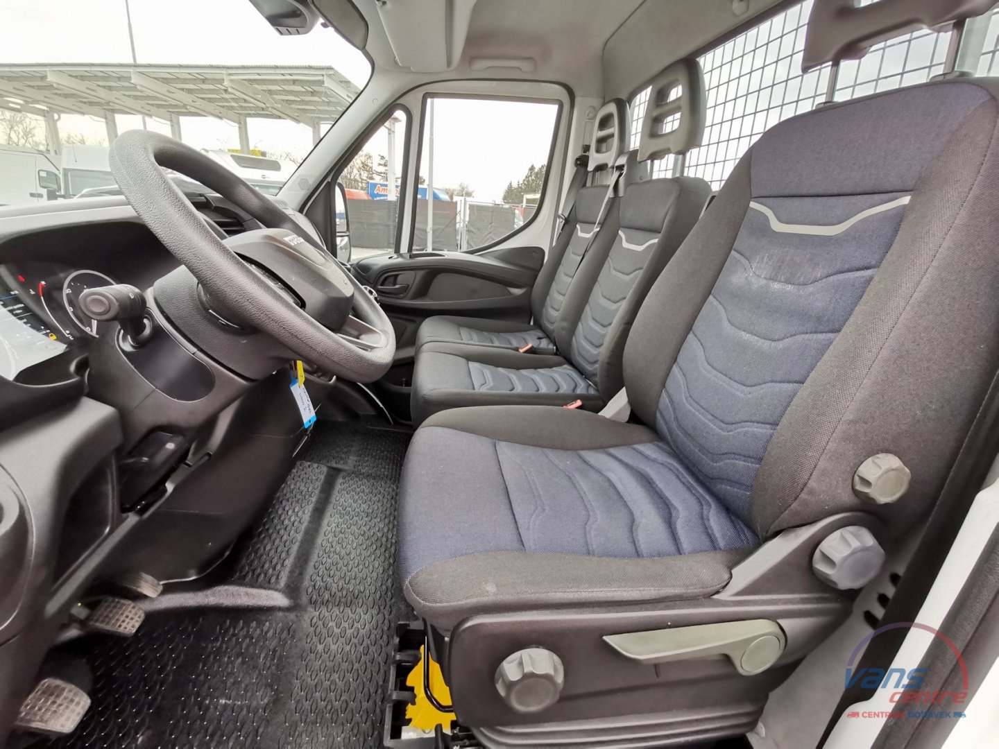 Mercedes-Benz SPRINTER 311CDI STŘEDNÍ/ CHLAĎÁK