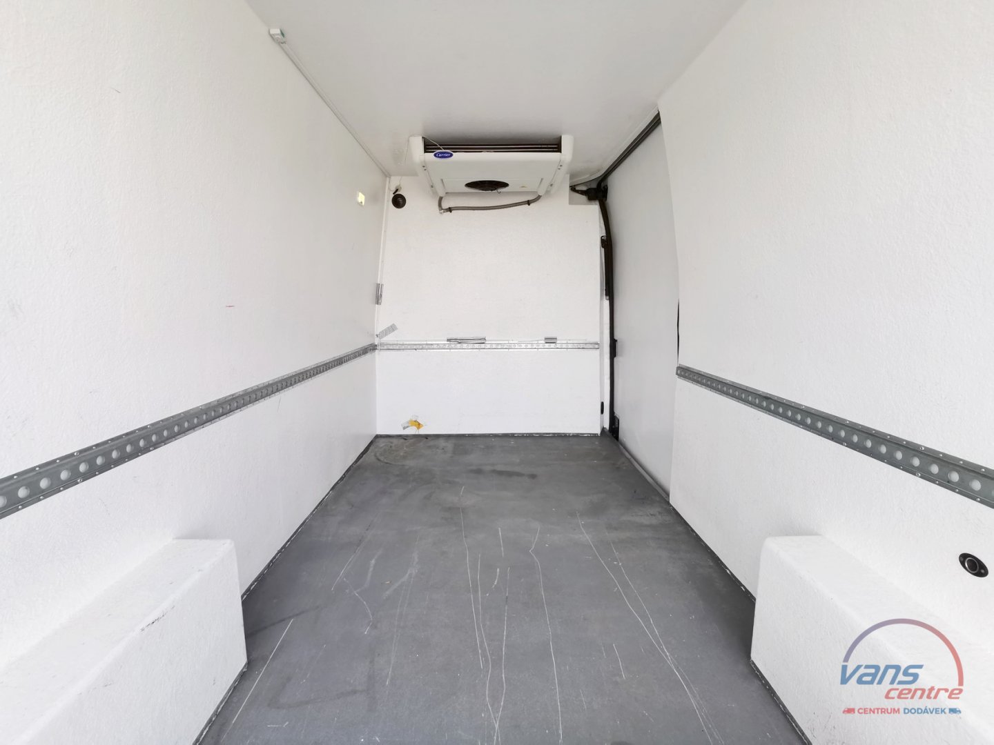 Iveco DAILY 35S16 HI-MATIC/ SKŘÍŇ 10 PALET/ MĚCHY 