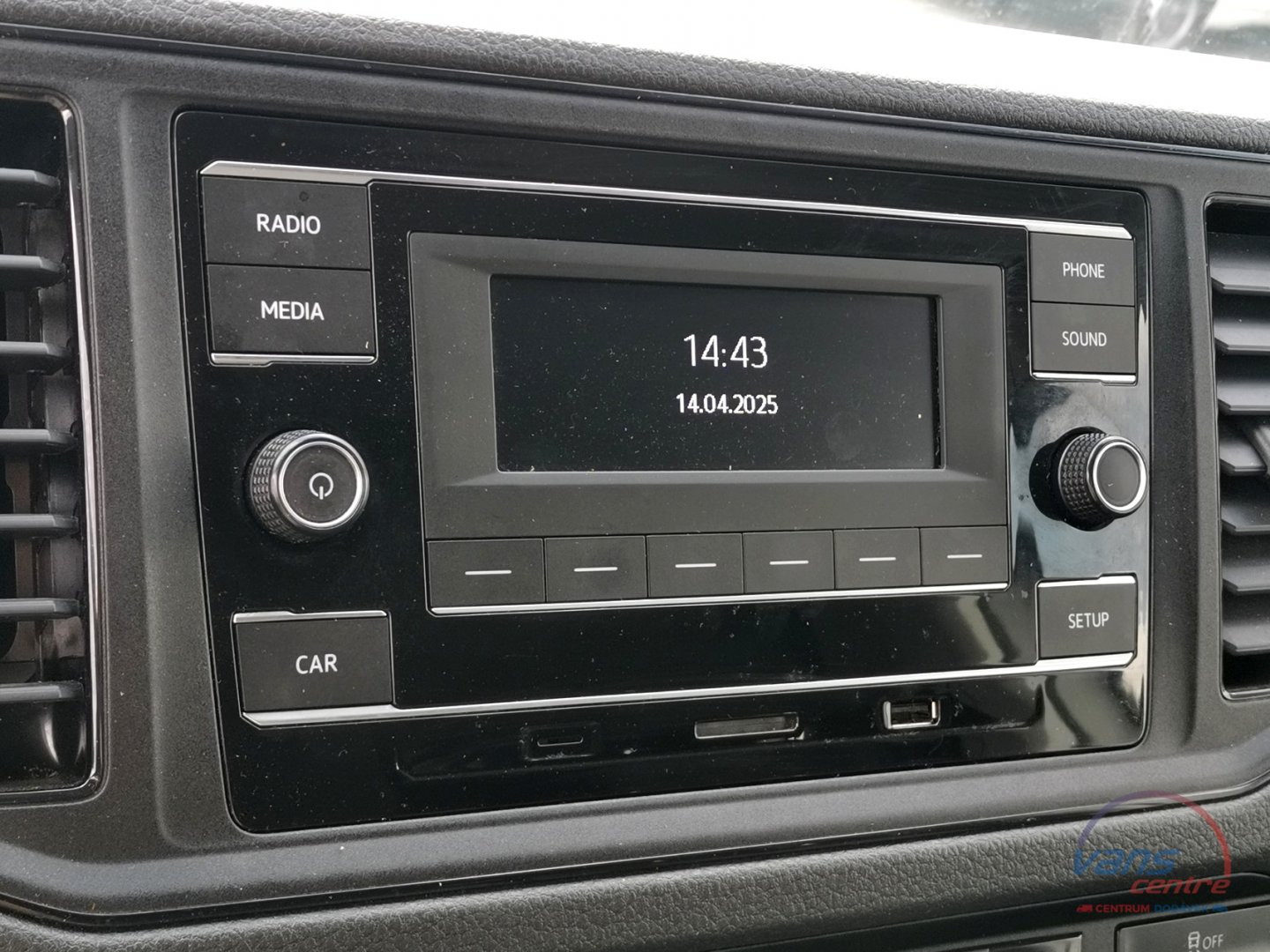 Volkswagen CRAFTER 2.0TDI/130KW AT/ MAXI/ KLIMA/ TAŽNÉ/ ČR/ ZÁRU