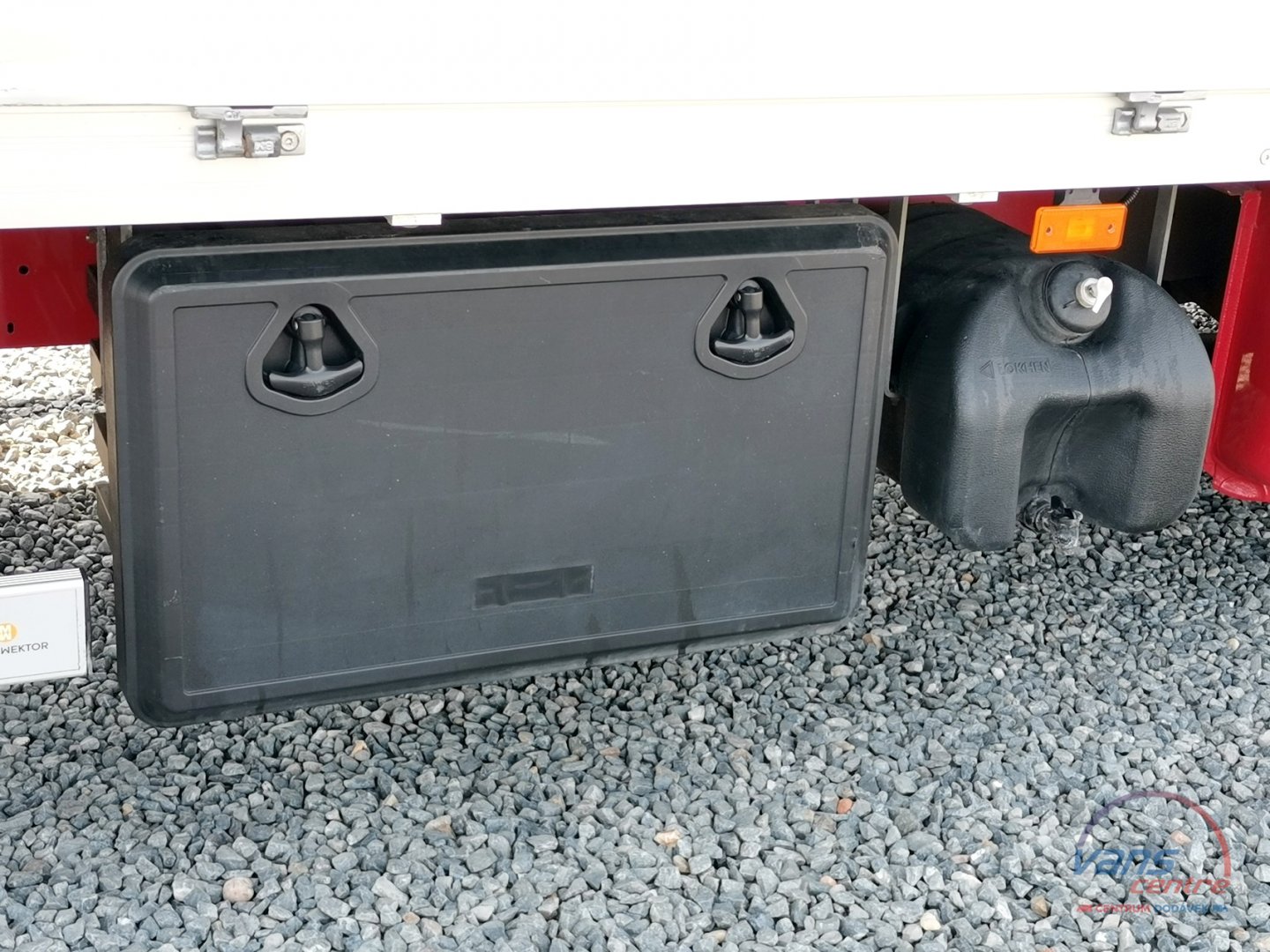 Renault MASTER 165DCI SHRNOVACÍ 10 PALET/ MĚCHY/ ČR/1.MAJ.