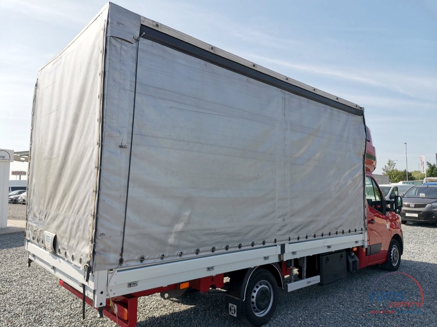 Renault MASTER 165DCI SHRNOVACÍ 10 PALET/ MĚCHY/ ČR/1.MAJ.