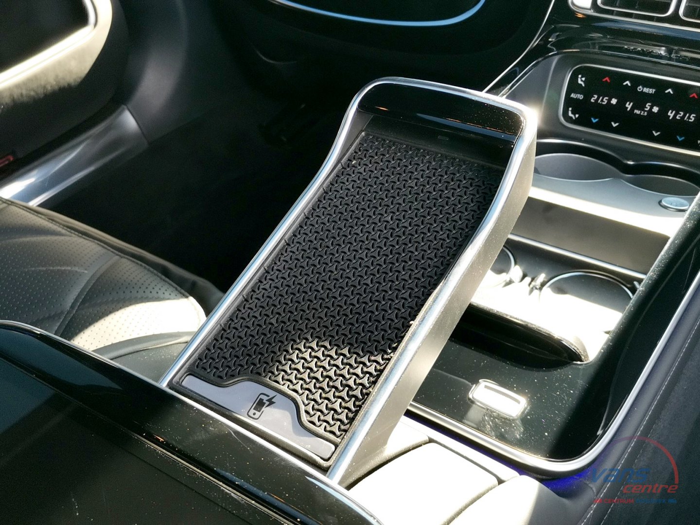 Mercedes-Benz MAYBACH S 680 4MATIC/ CHAUFFEUR/ MASSAGE/ ZÁRUKA