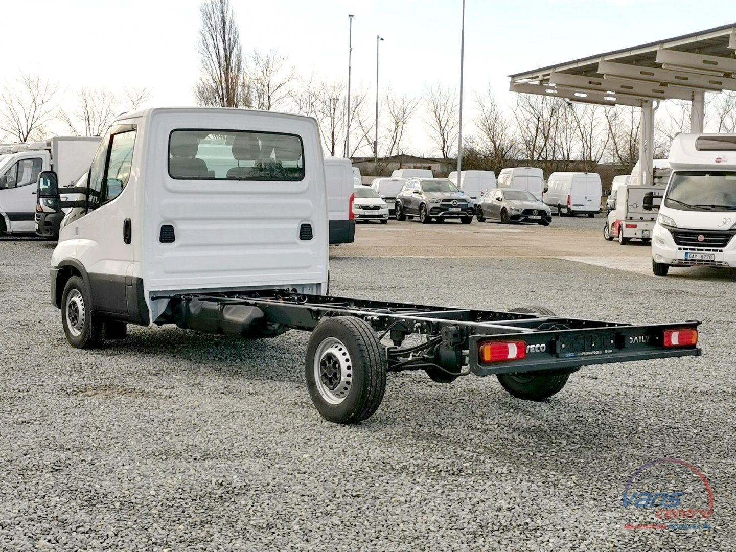 Iveco DAILY 35S18 SHRNOVACÍ 10 PALET/ MĚCHY/ ČR/ 1.MAJ.