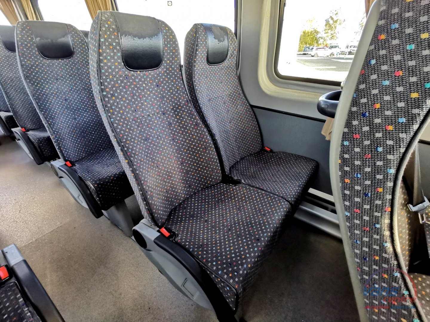 Mercedes-Benz SPRINTER 519CDI BUS 22 MÍST/ BUZOLA/ KLIMA/ TAŽNÉ