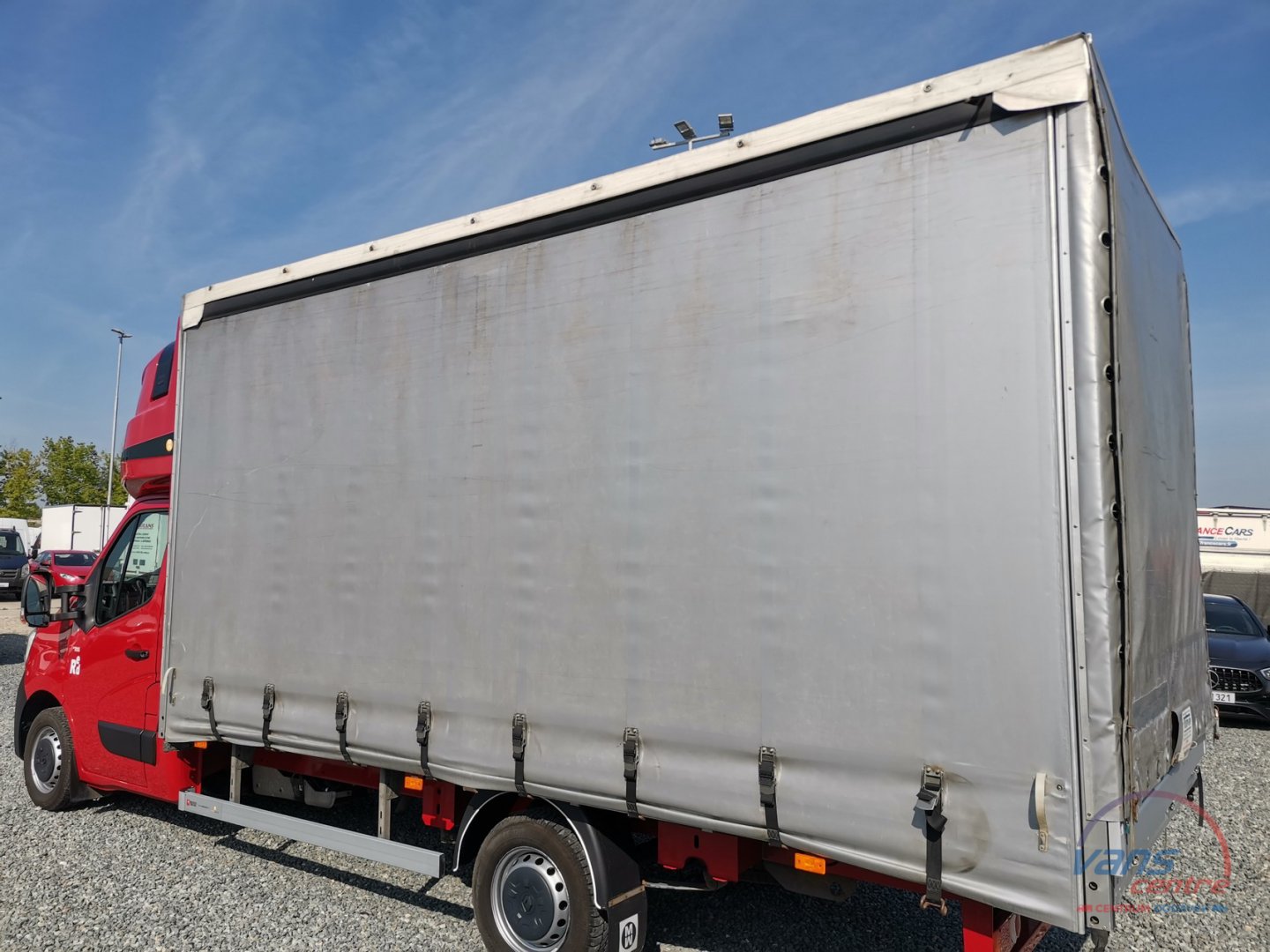 Renault MASTER 165DCI SHRNOVACÍ 10 PALET/ MĚCHY/ ČR/1.MAJ.