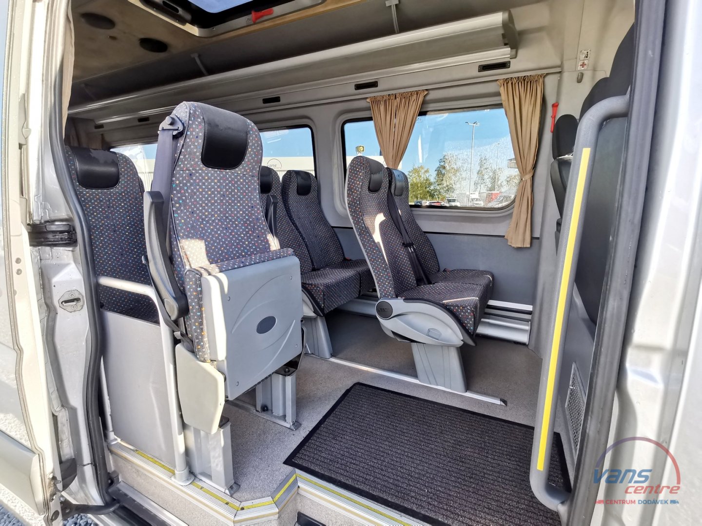 Mercedes-Benz SPRINTER 519CDI BUS 22 MÍST/ BUZOLA/ KLIMA/ TAŽNÉ