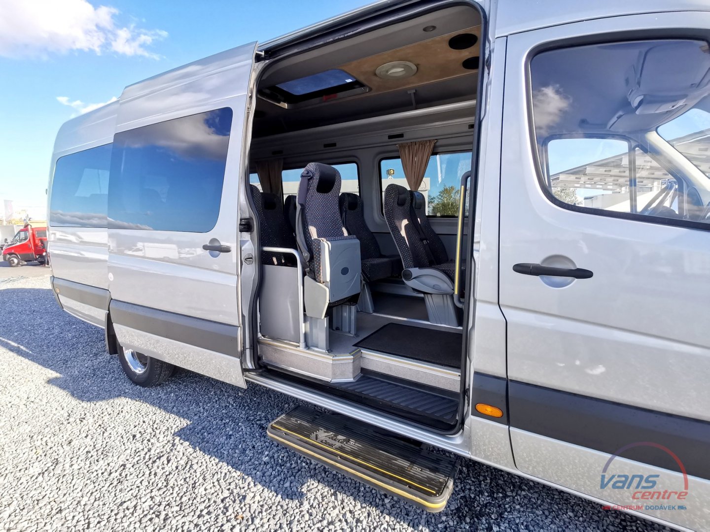 Mercedes-Benz SPRINTER 519CDI BUS 22 MÍST/ BUZOLA/ KLIMA/ TAŽNÉ