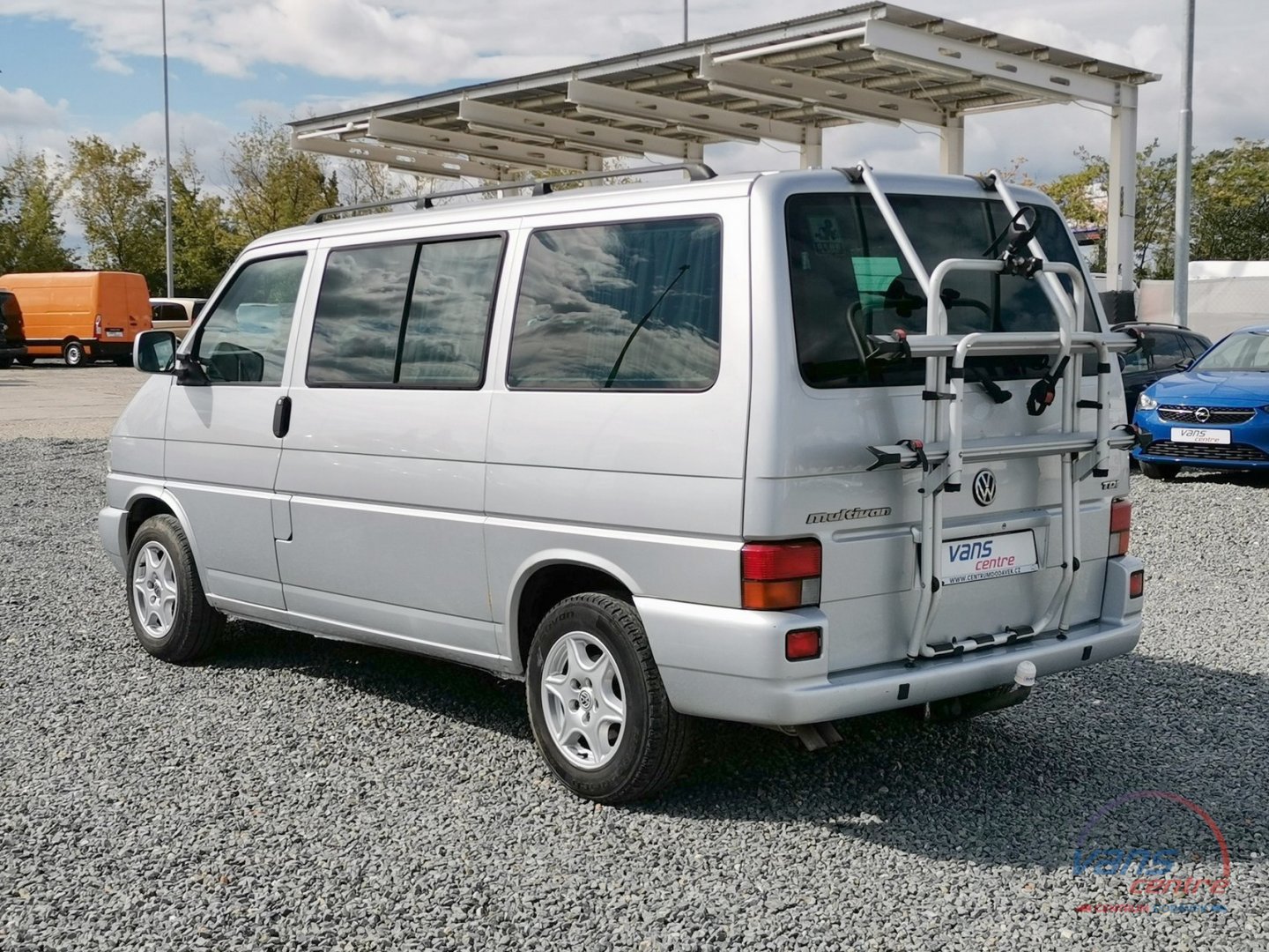 Volkswagen T4 MULTIVAN 2.5TDI/75KW 6 MÍST/ TAŽNÉ/ NEZ.TOPENÍ
