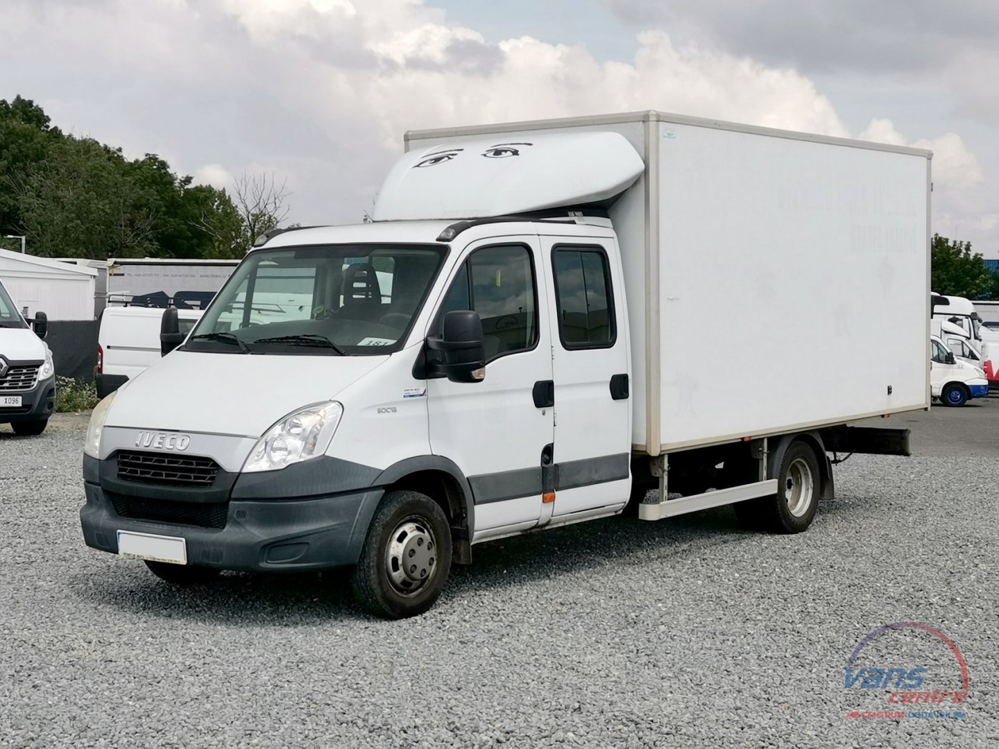 Iveco DAILY 50C15 SKŘÍŇ 8 PALET/ 7 MÍST/ KLIMA/ ČR