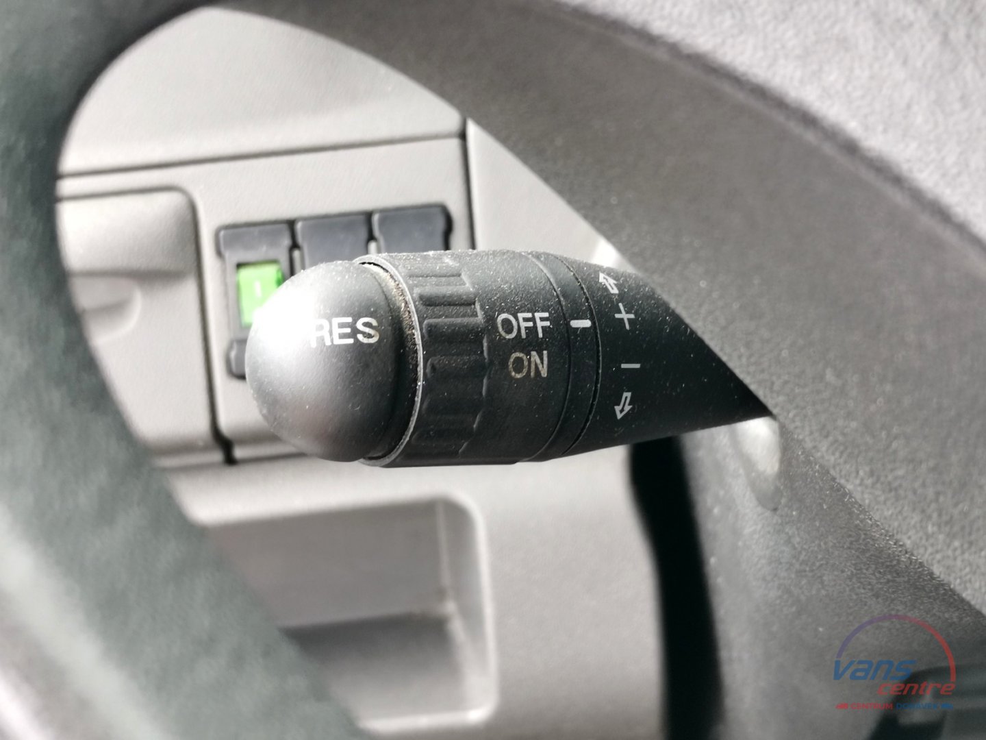 Iveco DAILY 50C15 SKŘÍŇ 8 PALET/ 7 MÍST/ KLIMA/ ČR