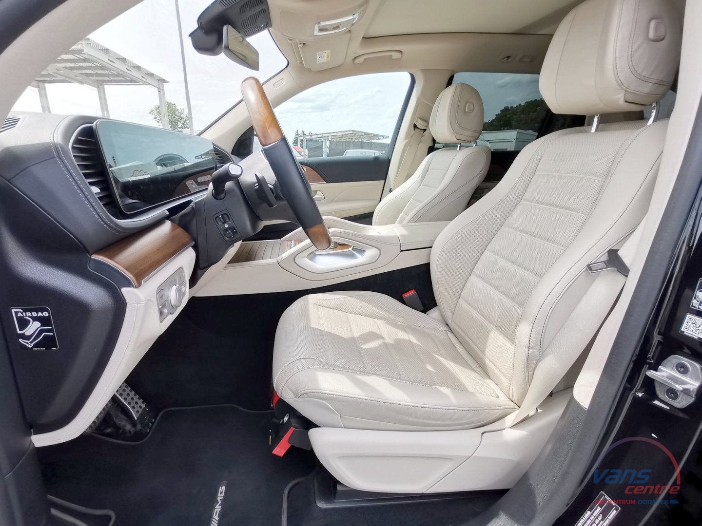 Mercedes-Benz GLS 400D 4 MATIC/ AMG/ 7 MÍST/ EXCLUSIVE/ MASÁŽ
