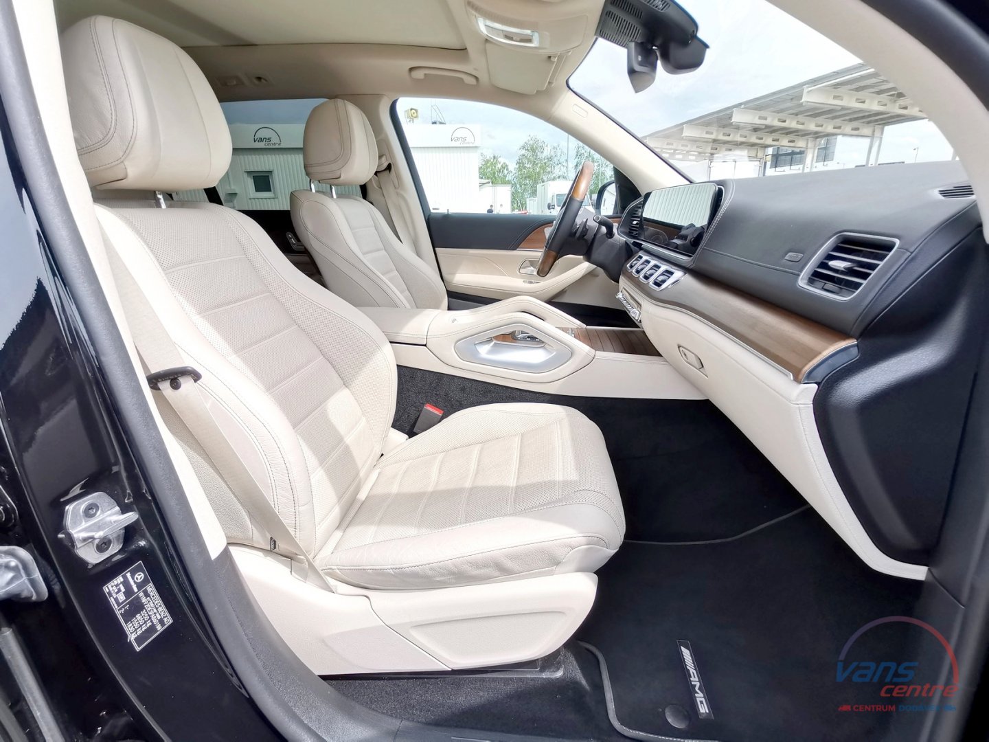 Mercedes-Benz GLS 400D 4 MATIC/ AMG/ 7 MÍST/ EXCLUSIVE/ MASÁŽ