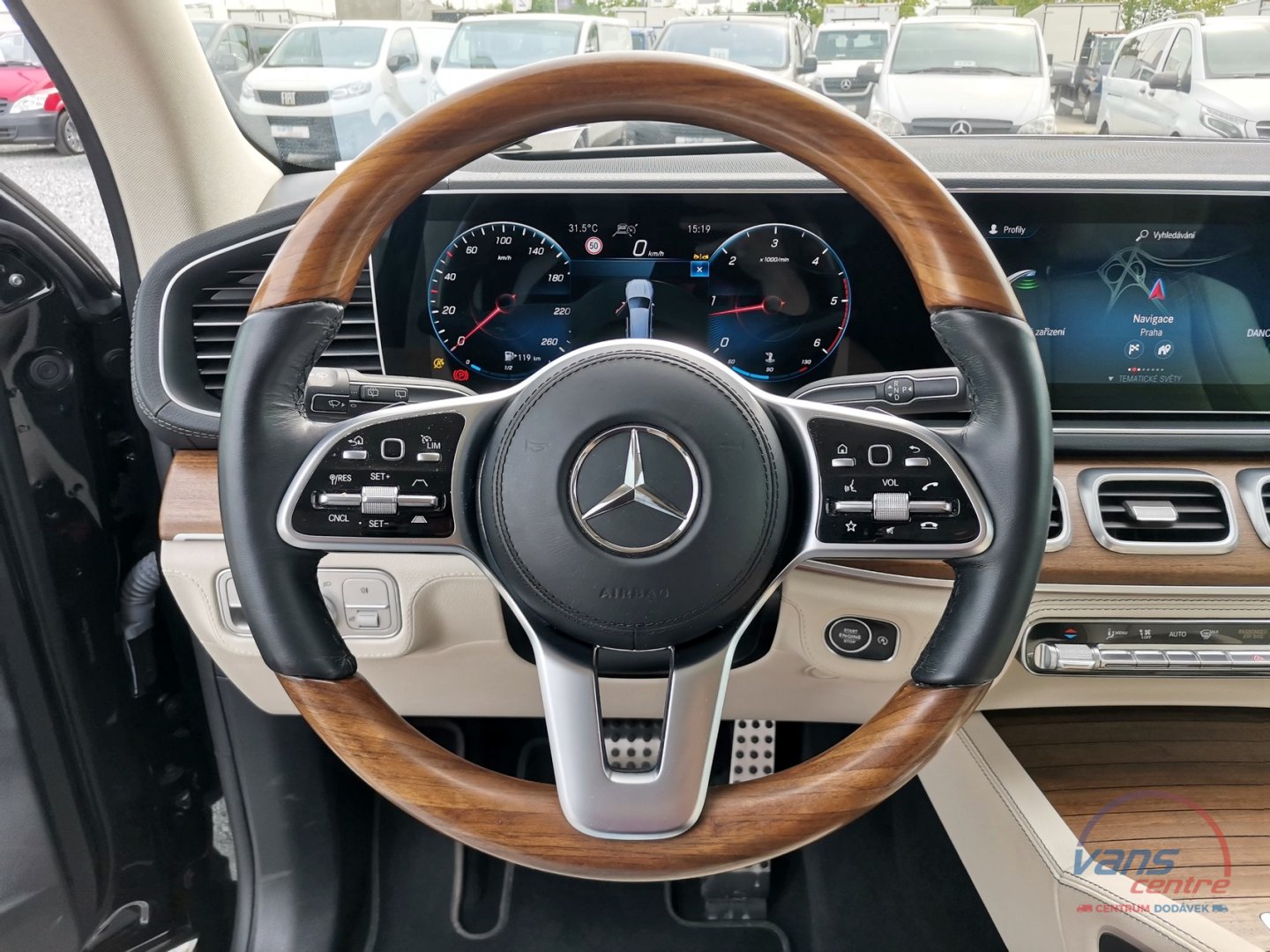 Mercedes-Benz GLS 400D 4 MATIC/ AMG/ 7 MÍST/ EXCLUSIVE/ MASÁŽ