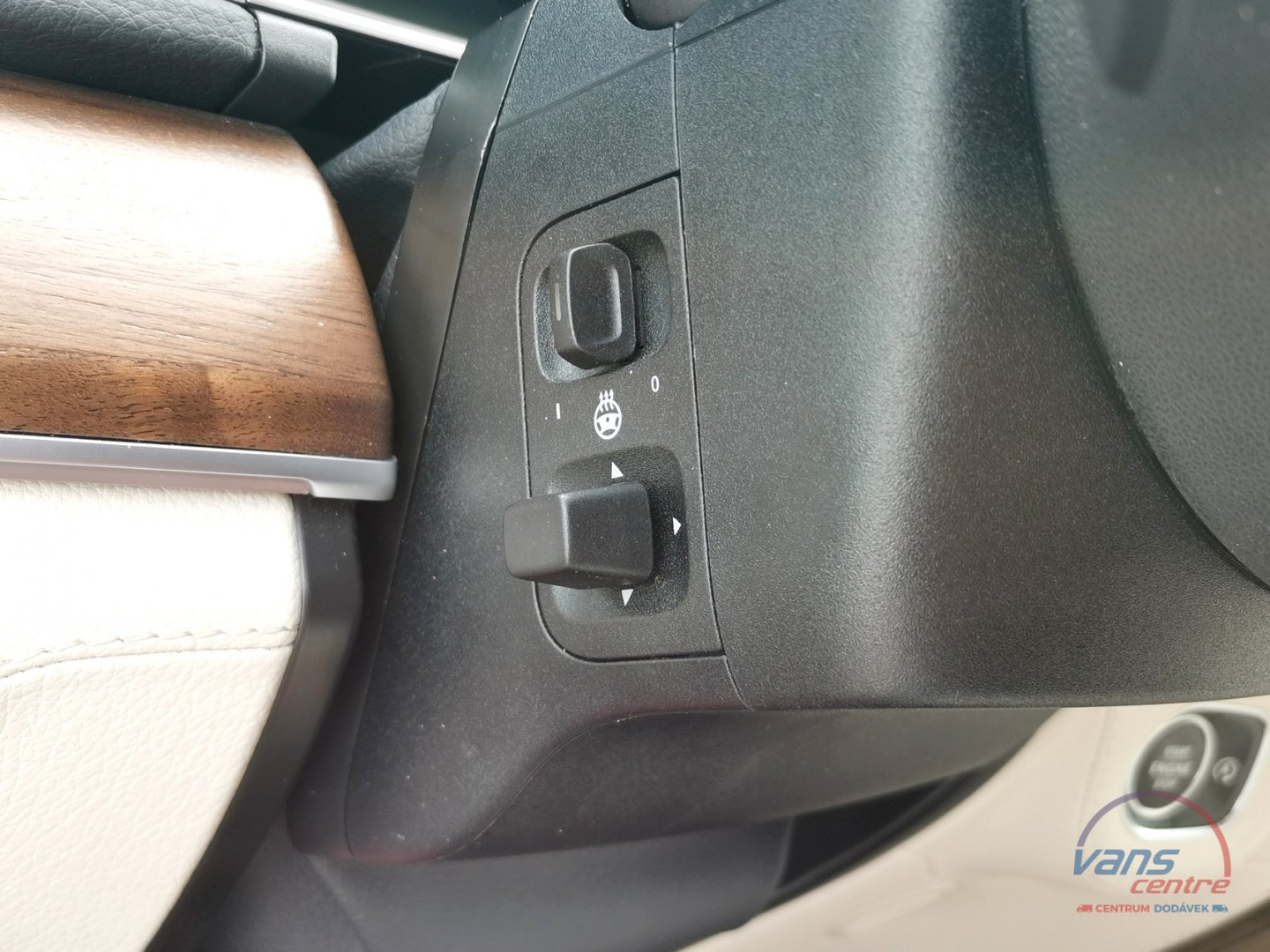 Mercedes-Benz GLS 400D 4 MATIC/ AMG/ 7 MÍST/ EXCLUSIVE/ MASÁŽ