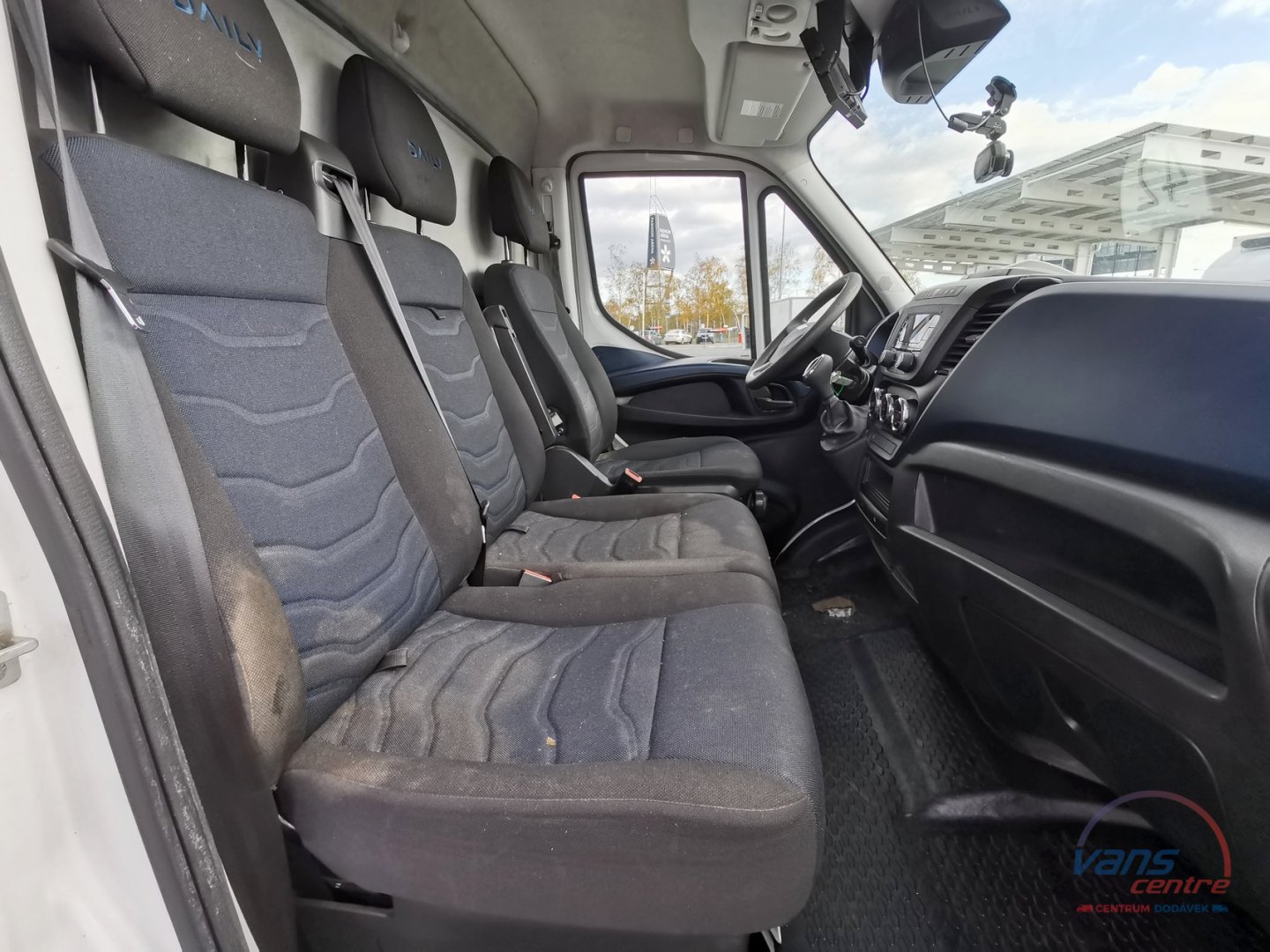 Iveco DAILY 50C18 HI-MATIC/ SKŘÍŇ 5,5M/ MĚCHY/ DO 3,5T