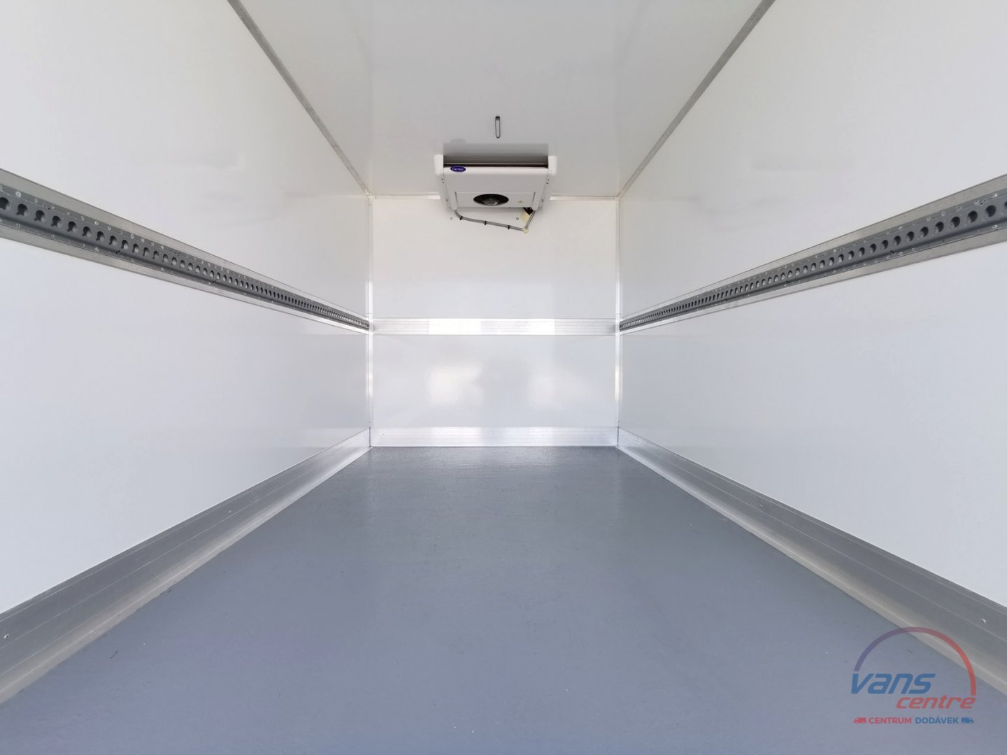 Renault MASTER 170DCI MRAZÍ/CHLADÍ/ 8 PALET/ NOVÉ/ ZÁRUKA