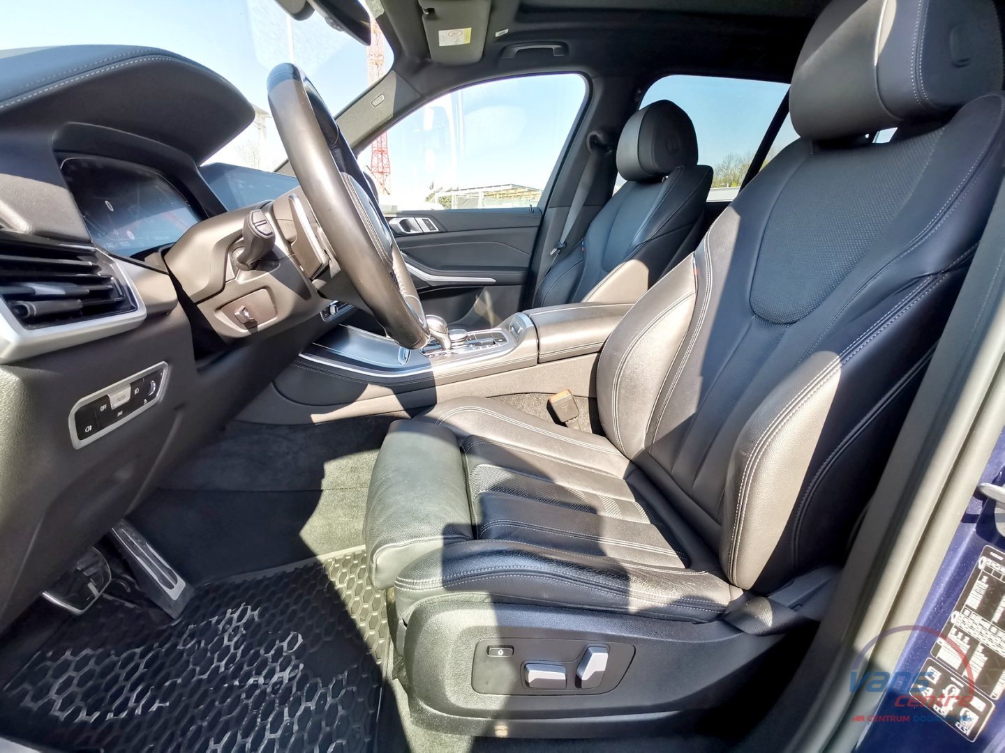 BMW X5 XDRIVE 30D M SPORT/ HUD/ PANORAMA/ TAŽNÉ