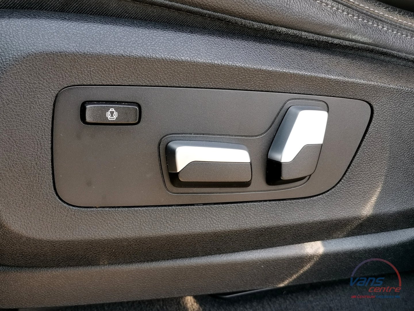 BMW X5 XDRIVE 30D M SPORT/ HUD/ PANORAMA/ TAŽNÉ