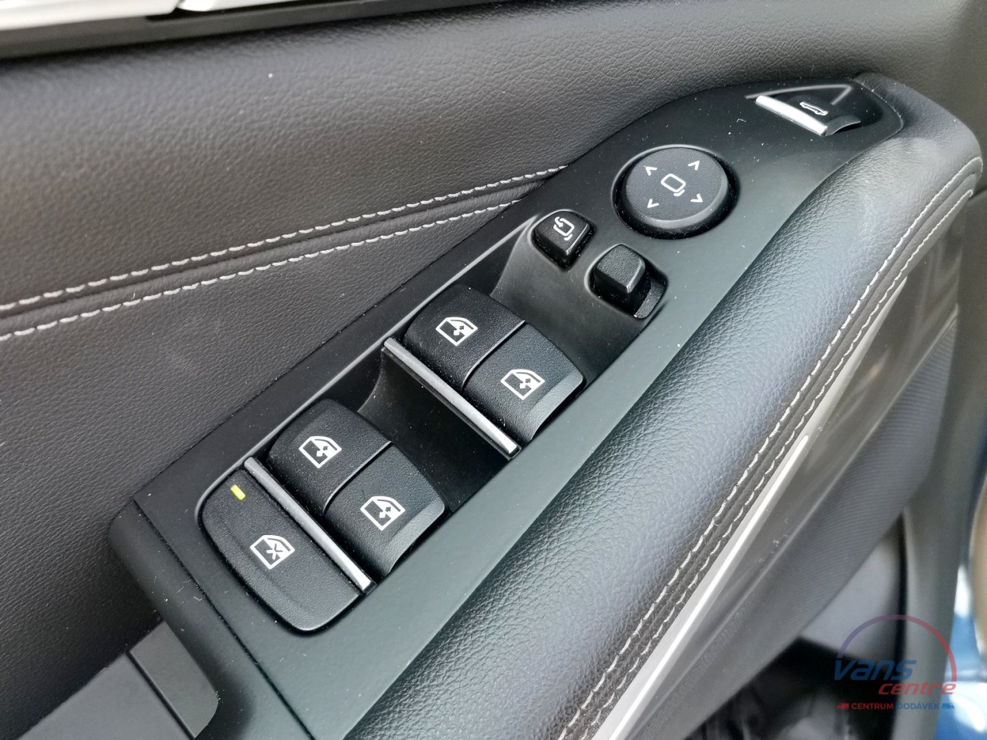 BMW X5 XDRIVE 30D M SPORT/ HUD/ PANORAMA/ TAŽNÉ