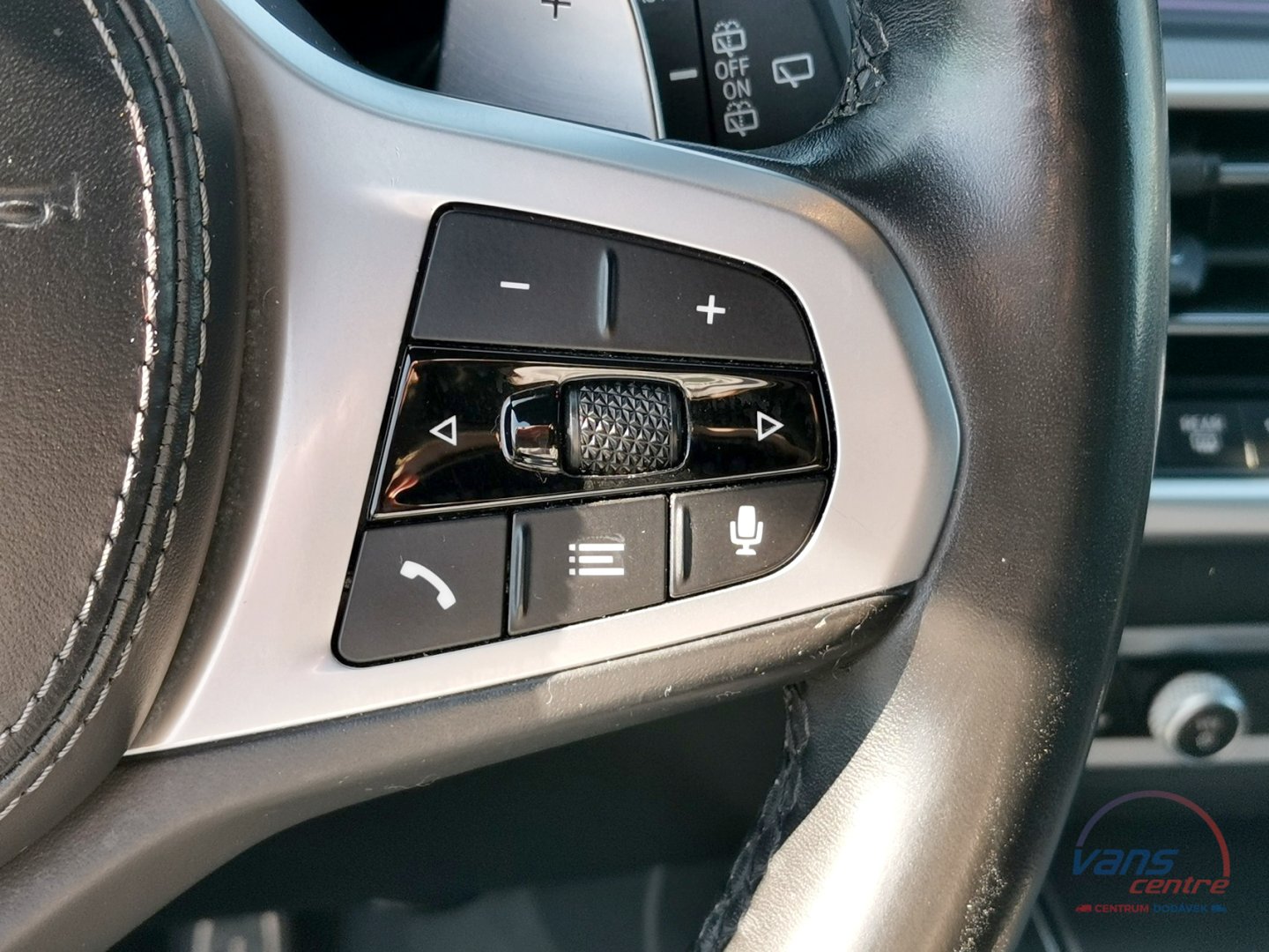 BMW X5 XDRIVE 30D M SPORT/ HUD/ PANORAMA/ TAŽNÉ