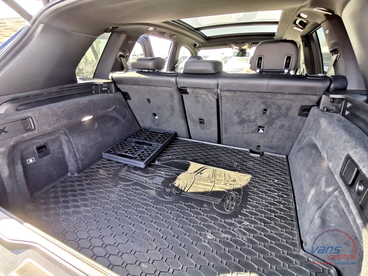 BMW X5 XDRIVE 30D M SPORT/ HUD/ PANORAMA/ TAŽNÉ