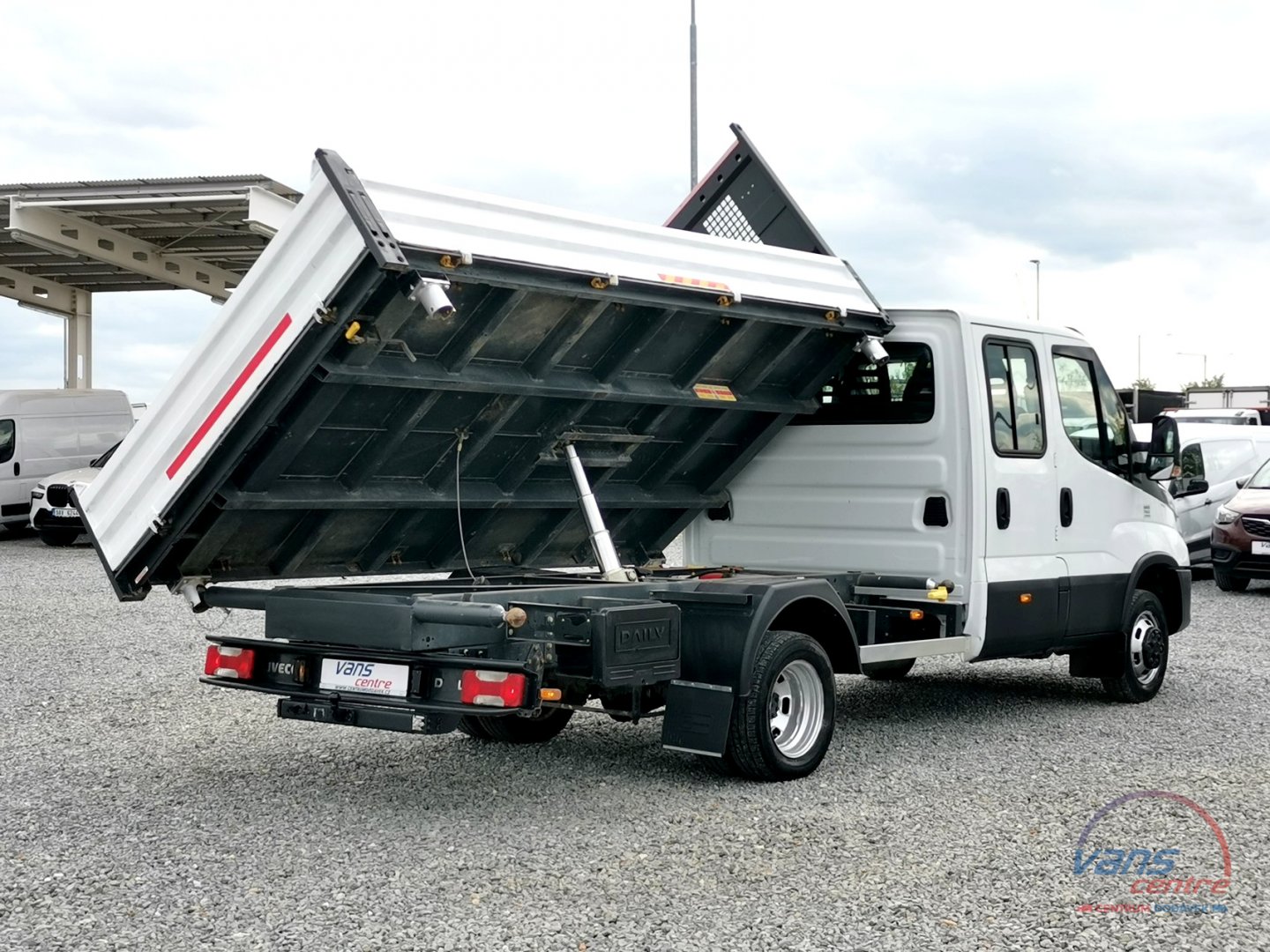 Fiat DUCATO 180/2.3 VALNÍK 8 PALET/ MĚCHY/ KLIMA 