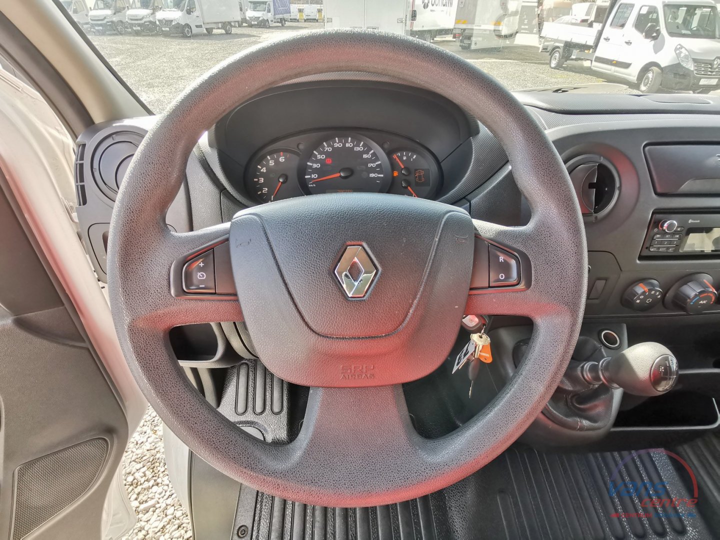 Renault MASTER 130DCI SKŘÍŇ 8 PALET/ KLIMA/ ČR/ 1.MAJ.