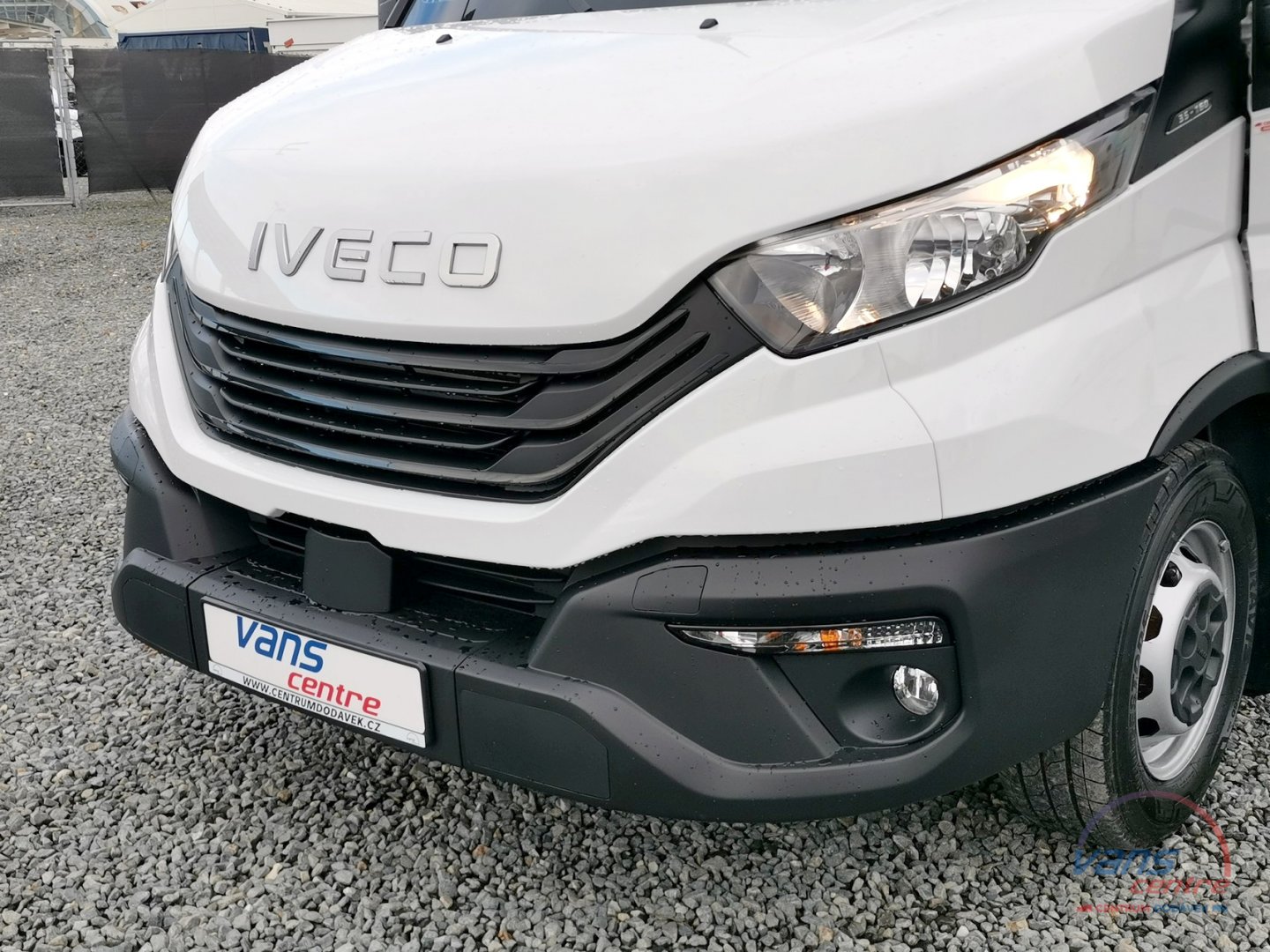 Iveco DAILY 35C17 SKŘÍŇ 10 PALET/ HYDR.ČELO/ ČR