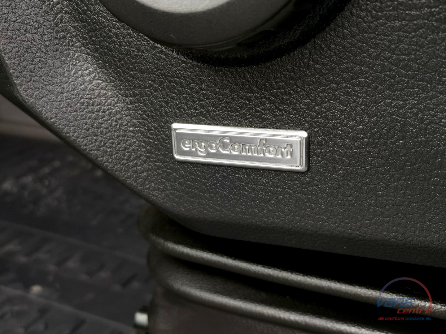 Volkswagen CRAFTER 2.0TDI/130KW SHRNOVACÍ 10 PALET/ KLIMA