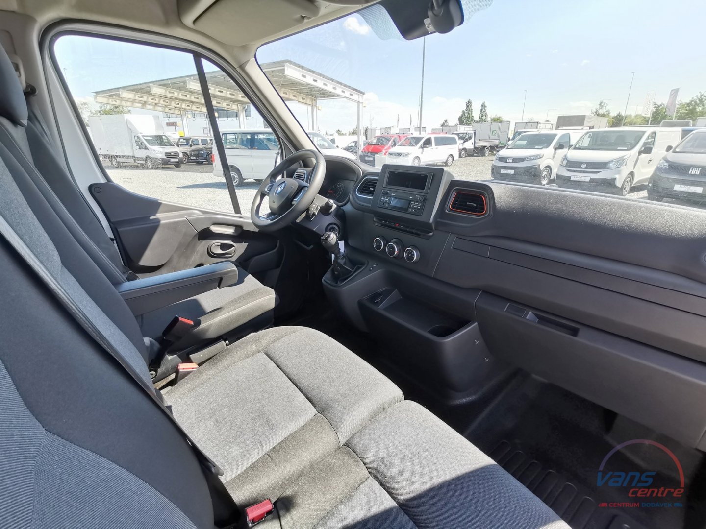 Renault MASTER 165DCI SHRNOVACÍ/ 10 PALET/ MĚCHY