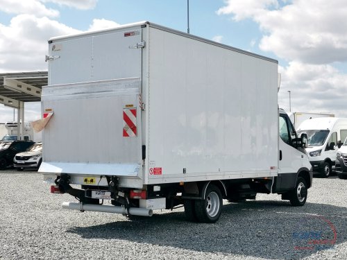 Iveco DAILY 50C15/3.0 SKŘÍŇ 8 PALET/ H.ČELO/ DO 3,5T