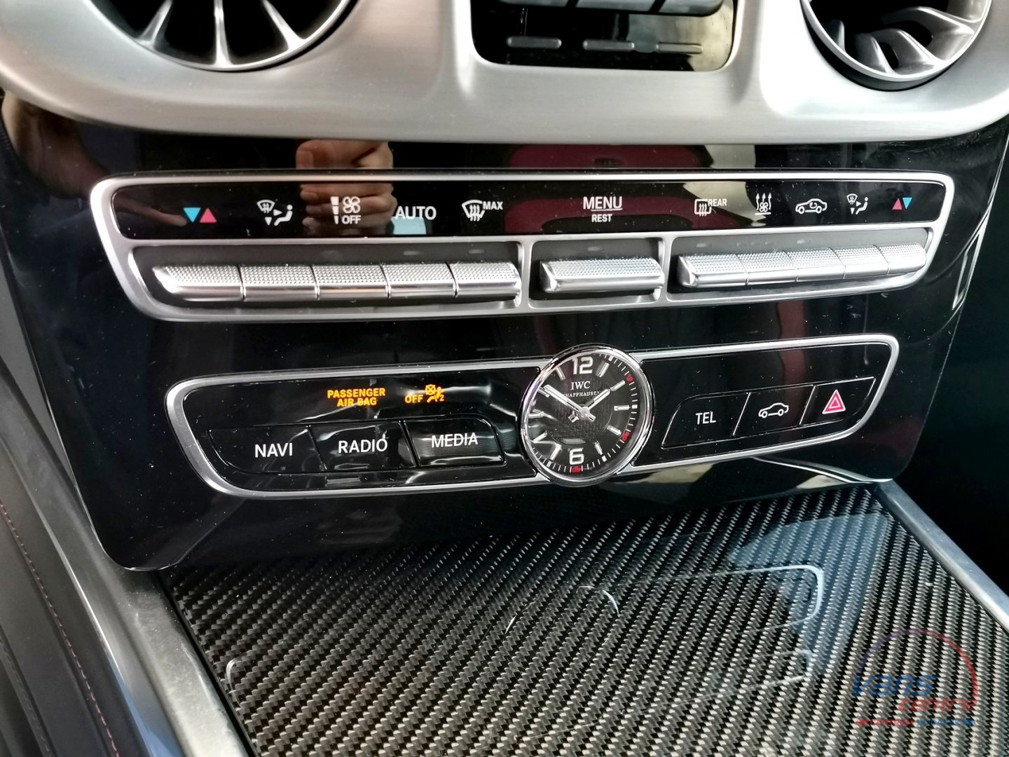 Mercedes-Benz G63 AMG/ MANUFAKTUR /360 / MASÁŽ