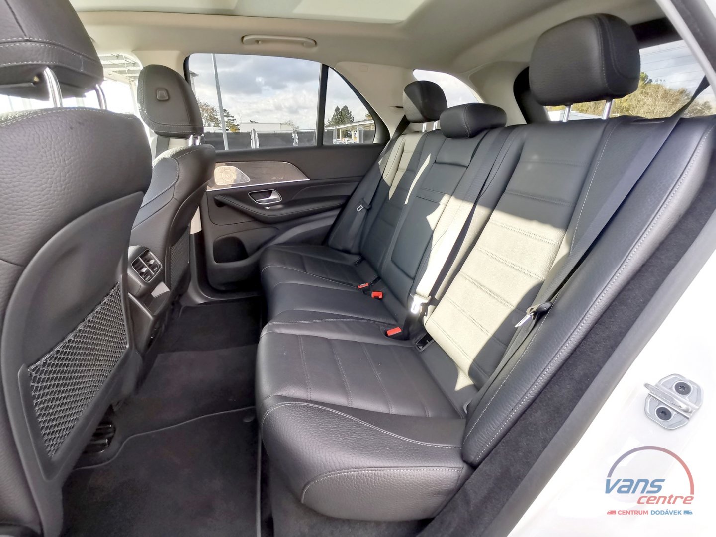 Mercedes-Benz GLE 350DE 4MATIC/ AMG/ AIR/ PANORAMA/ ČR/ 1.MAJ 