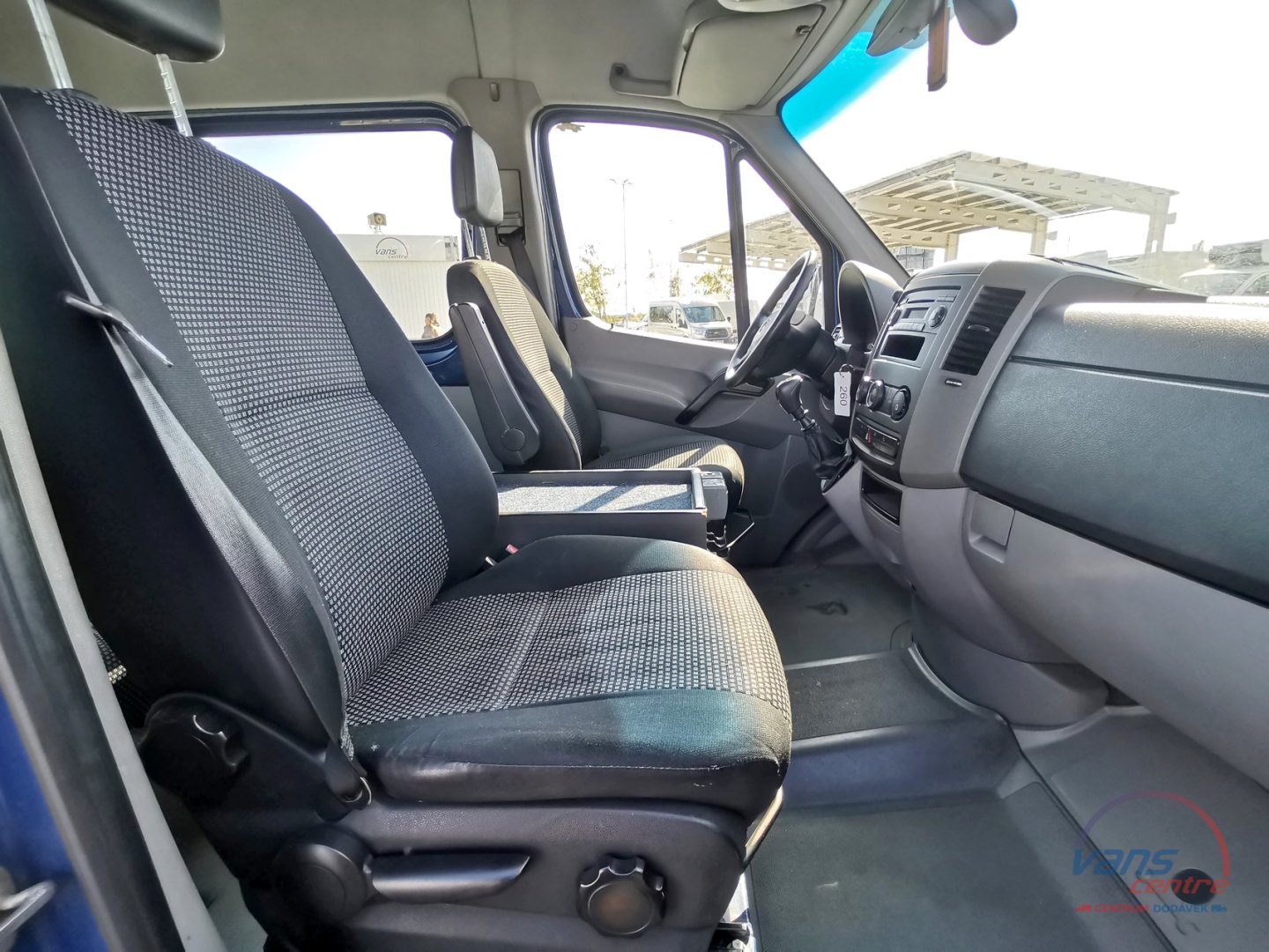 Mercedes-Benz SPRINTER 318CDI MAXI 5 MÍST/ KLIMA/ NEZ.TOPENÍ