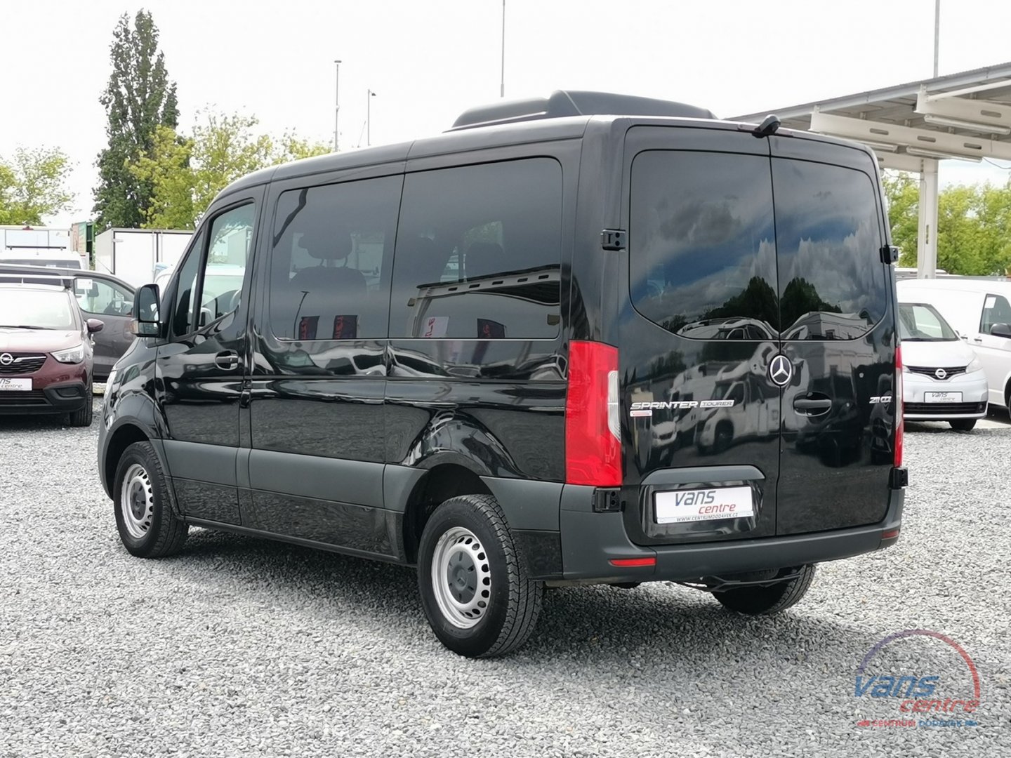 Mercedes-Benz SPRINTER 211CDI L1H1/ 9 MÍST/ KLIMA
