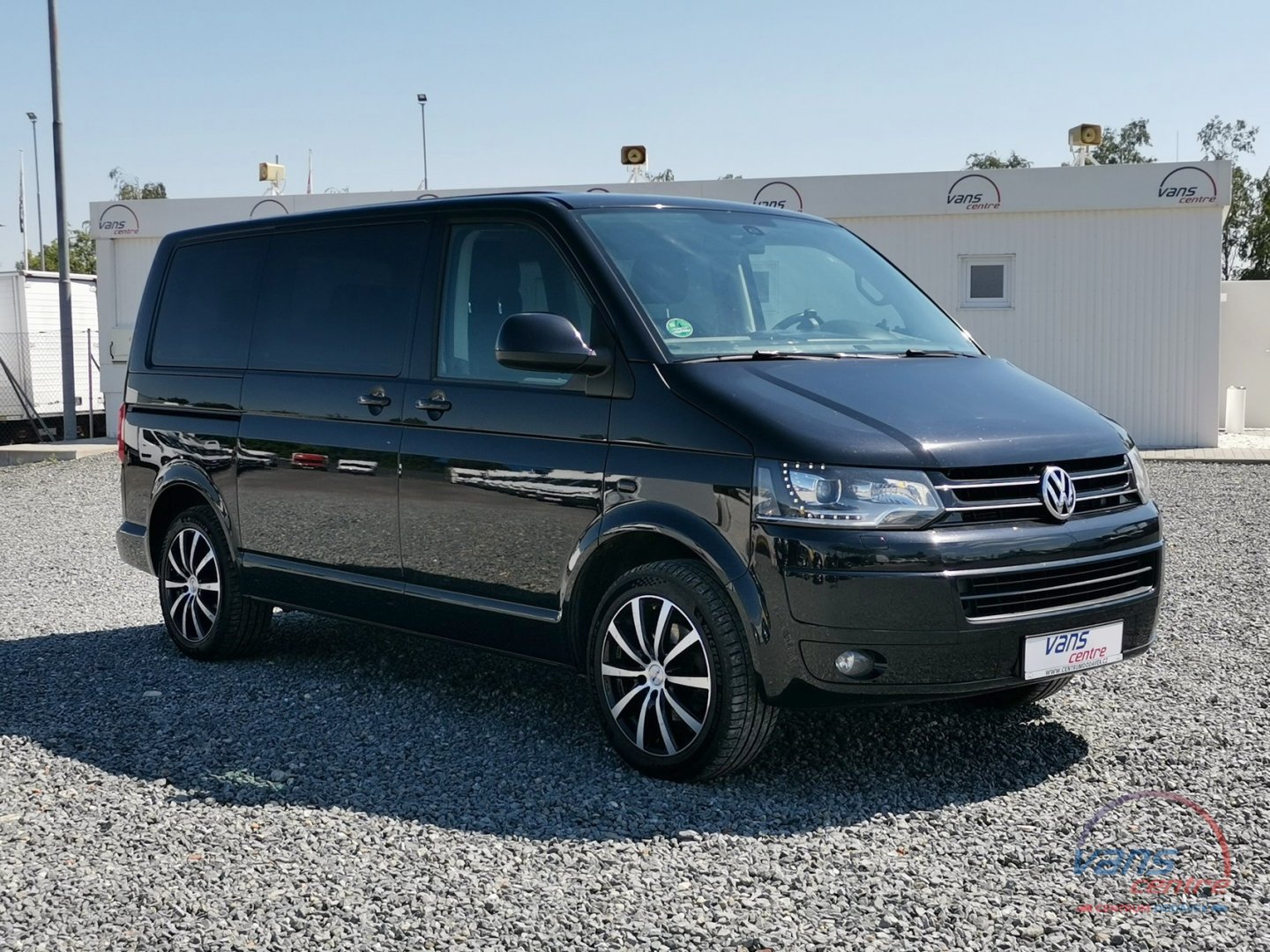 Volkswagen MULTIVAN 2.0TDI/103KW 7 MÍST/ NAVI/ XENONY/ TAŽNÉ