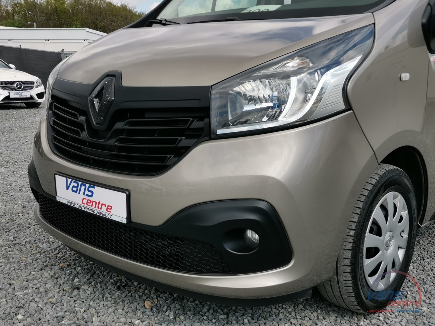 Renault TRAFIC 1.6DCI/92KW L1H1/ 9 MÍST/ KLIMA/ TEMPOMAT/ ČR