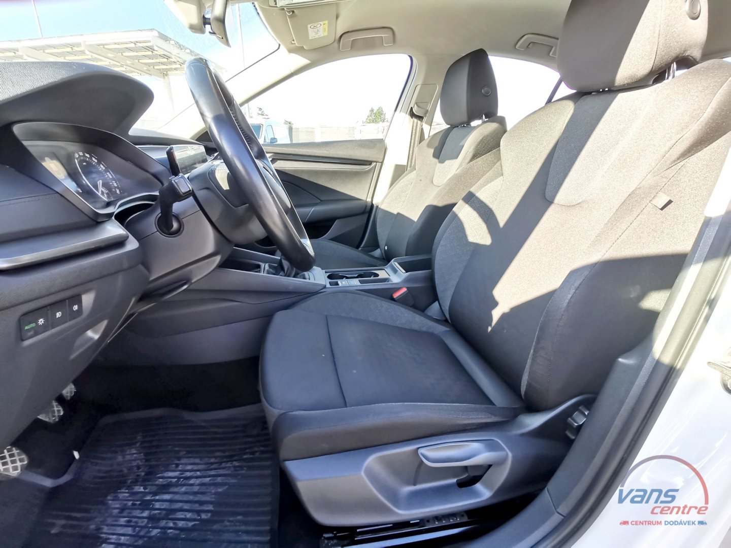 Škoda OCTAVIA 2.0TDI/85KW FRESH/ LED/ KEYLESS